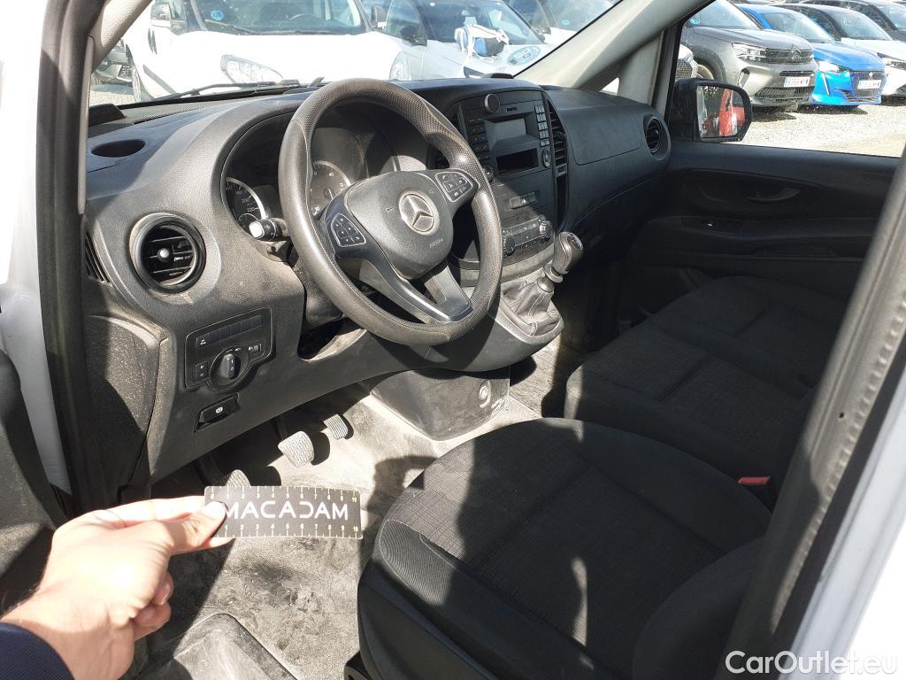  Mercedes  Vito MERCEDES-BENZ  / 2014 / 4P / furgón 111 CDI Larga #45