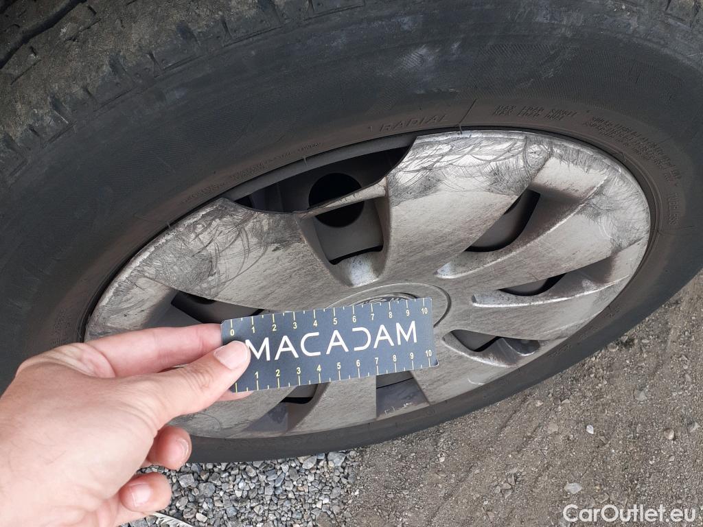  Mercedes  Vito MERCEDES-BENZ  / 2014 / 4P / furgón 111 CDI Larga #57