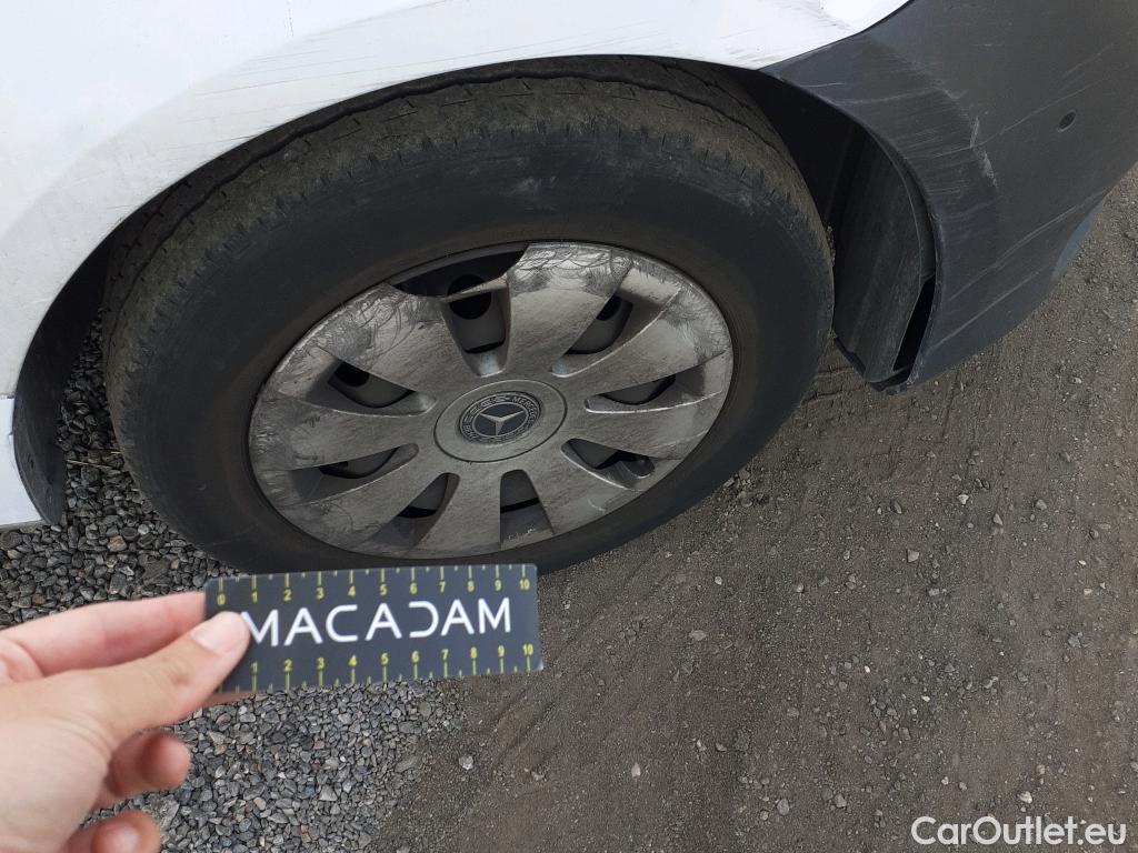  Mercedes  Vito MERCEDES-BENZ  / 2014 / 4P / furgón 111 CDI Larga #56