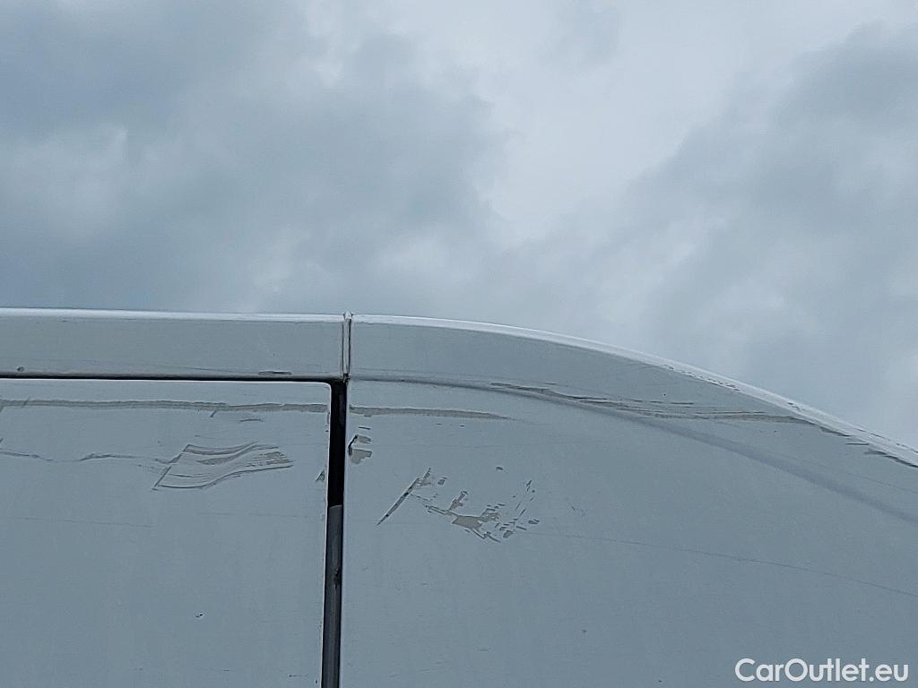  Opel  Movano OPEL  / 2021 / 4P / furgón Base L2H2 3.5T 2.2 BHDi 88kW #28