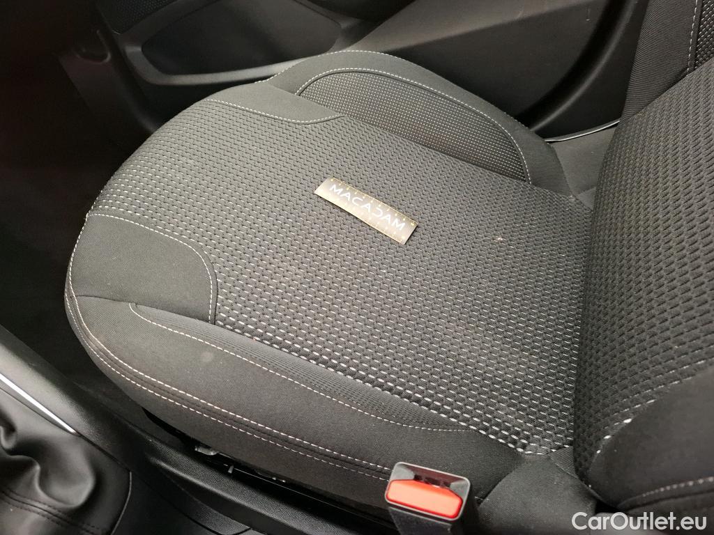  Peugeot  208  Allure Business 1.2 PureTech 110CV BVM6 E6dT #12