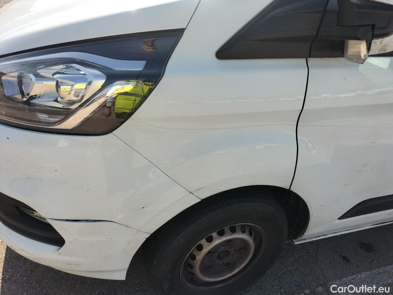 Ford  Transit  Custom Furgón 280 L1 Trend TDCi 105CV MT6 E6dT #18