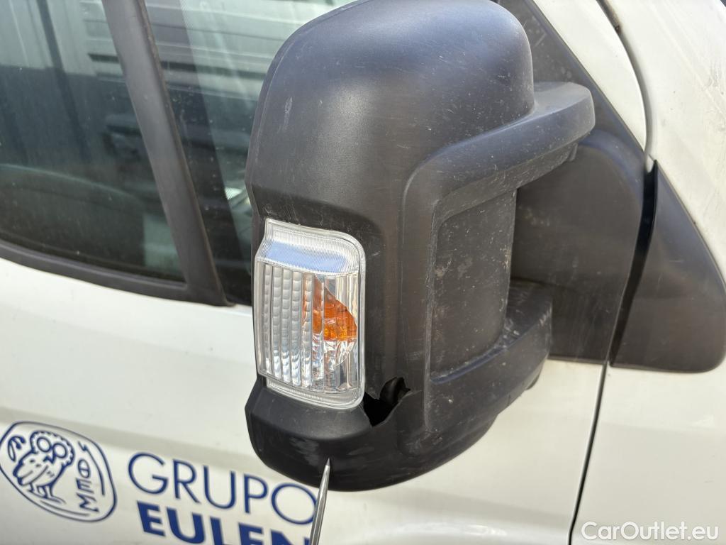 Citroen  Jumper CITROEN  / 2014 / 4P / furgón BlueHDi 103KW (140CV) Furgón 33L2H1  #10