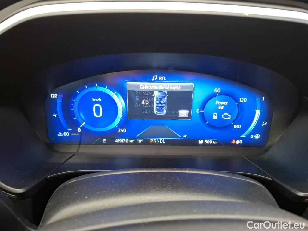 Ford  Kuga FORD  / 2019 / 5P / SUV 2.5 190 hybrid Flexifuel Pshift Titanium #6