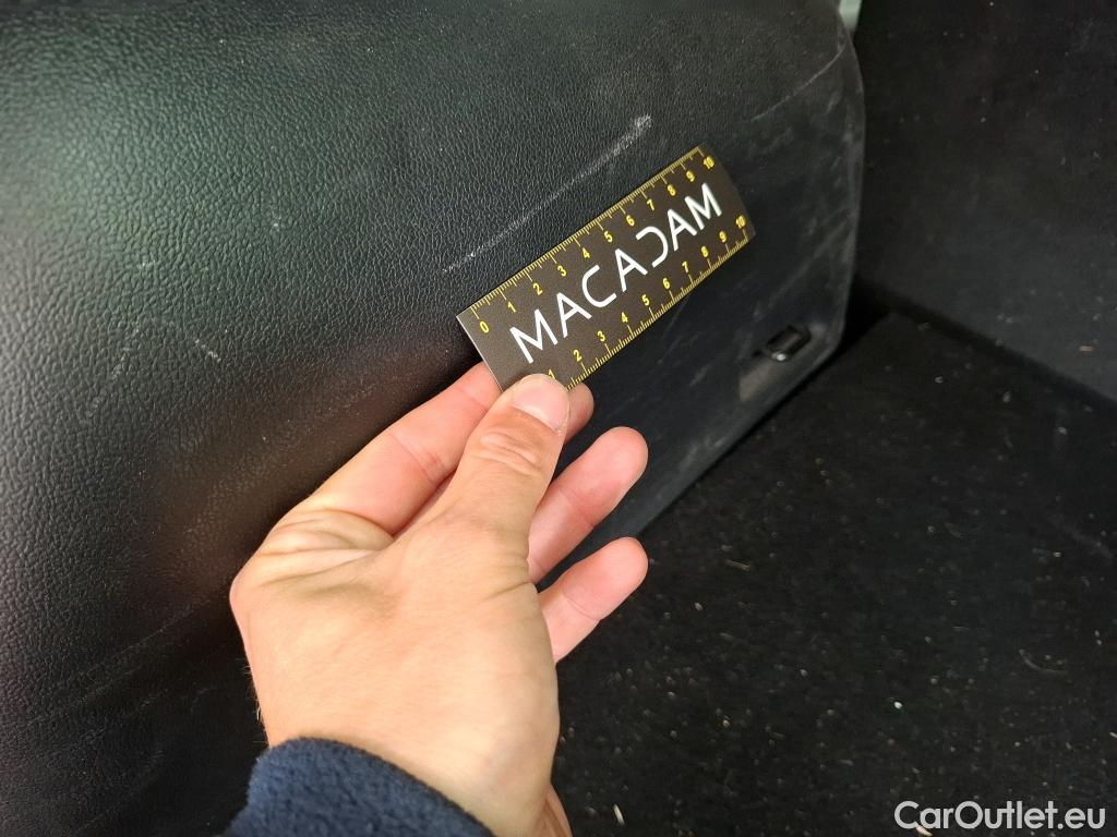 Ford  Kuga FORD  / 2019 / 5P / SUV 2.5 190 hybrid Flexifuel Pshift Titanium #12