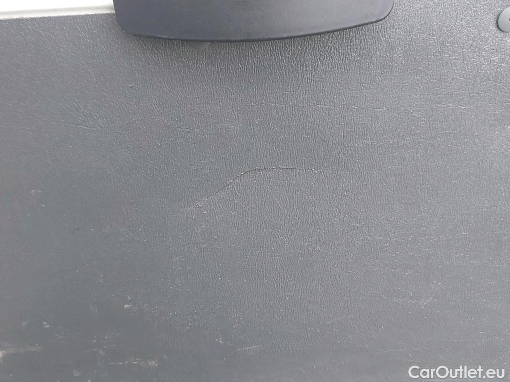  Opel  Movano OPEL  / 2021 / 4P / furgón Base L2H2 3.5T 2.2 BHDi 88kW #43