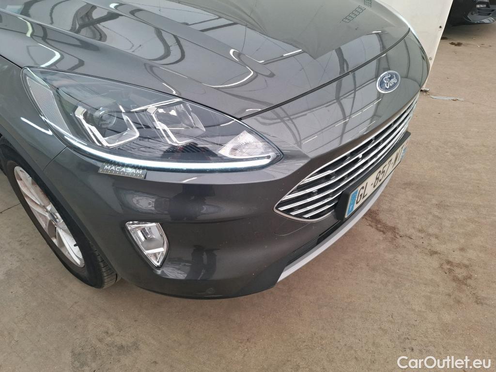 Ford  Kuga FORD  / 2019 / 5P / SUV 2.5 190 hybrid Flexifuel Pshift Titanium #3