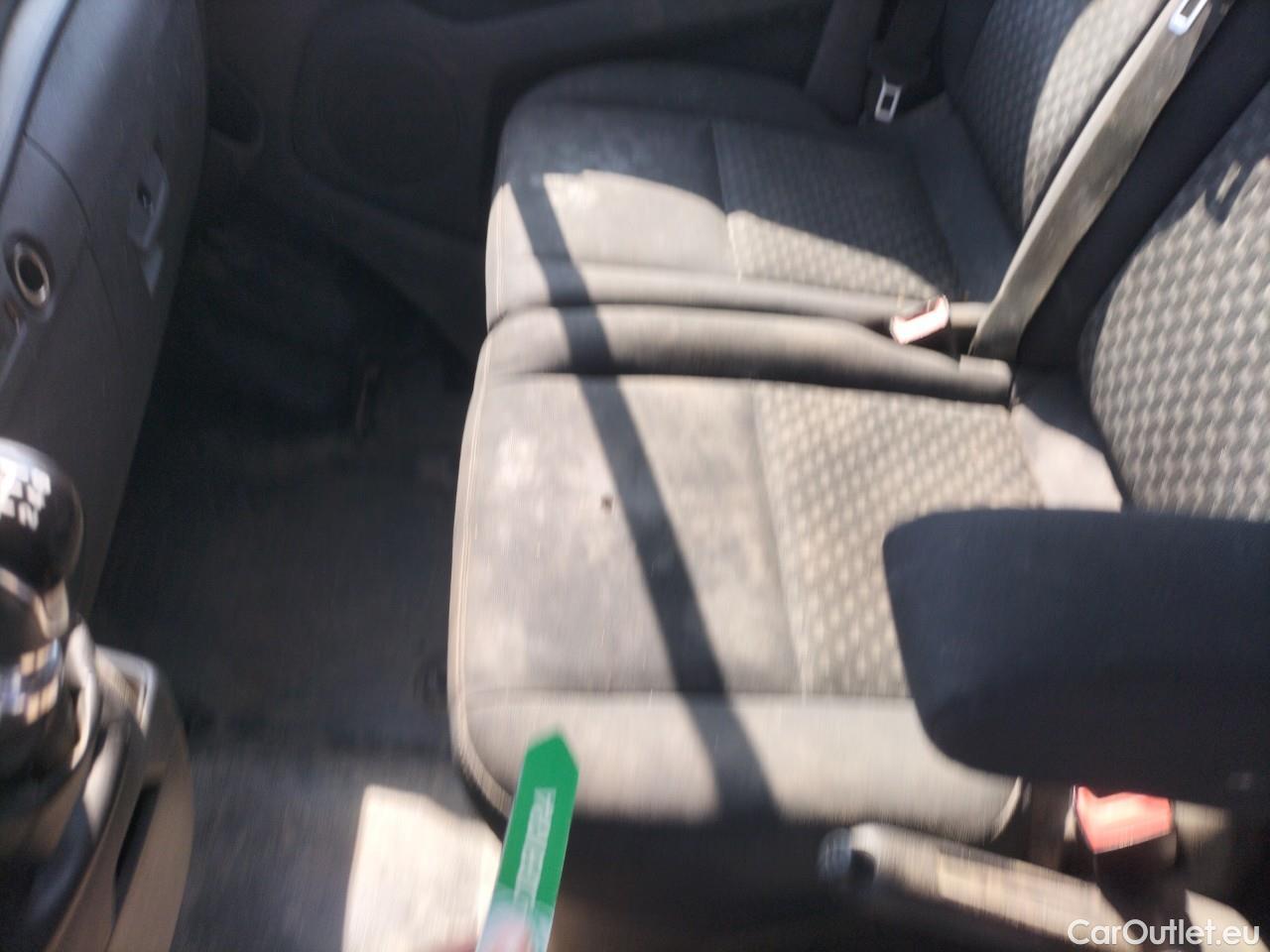 Ford  Transit  Custom Furgón 280 L1 Trend TDCi 105CV MT6 E6dT #31