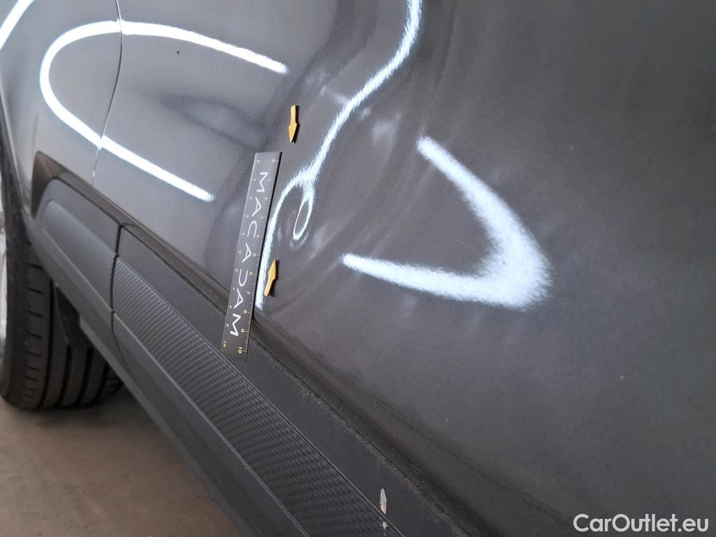 Ford  Kuga FORD  / 2019 / 5P / SUV 2.5 190 hybrid Flexifuel Pshift Titanium #2