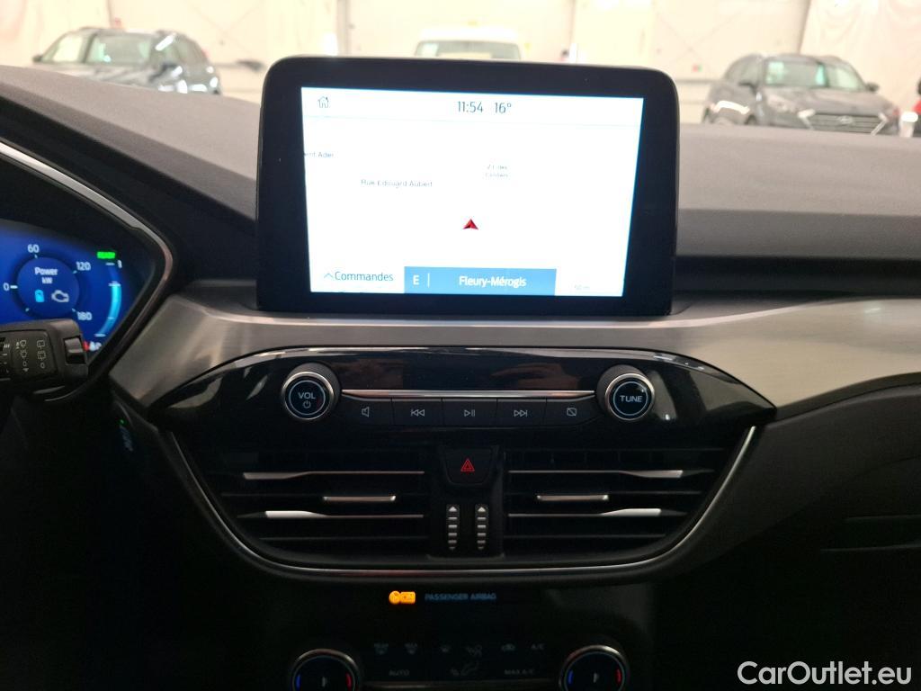 Ford  Kuga FORD  / 2019 / 5P / SUV 2.5 190 hybrid Flexifuel Pshift Titanium #7