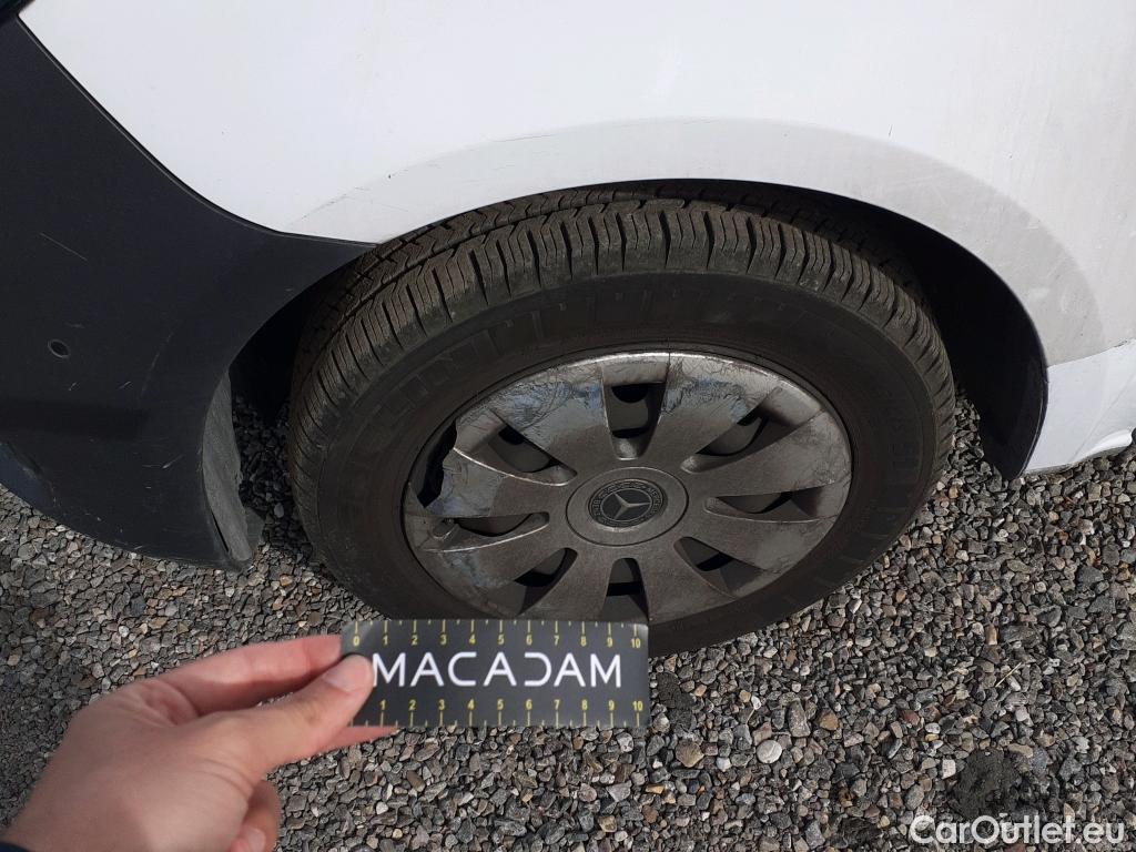  Mercedes  Vito MERCEDES-BENZ  / 2014 / 4P / furgón 111 CDI Larga #54