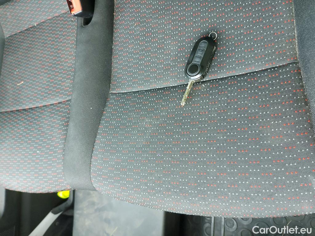  Opel  Movano OPEL  / 2021 / 4P / furgón Base L2H2 3.5T 2.2 BHDi 88kW #16