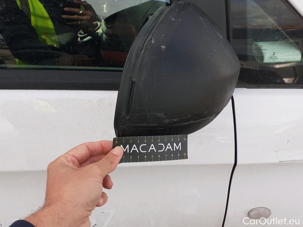  Mercedes  Vito MERCEDES-BENZ  / 2014 / 4P / furgón 111 CDI Larga #62