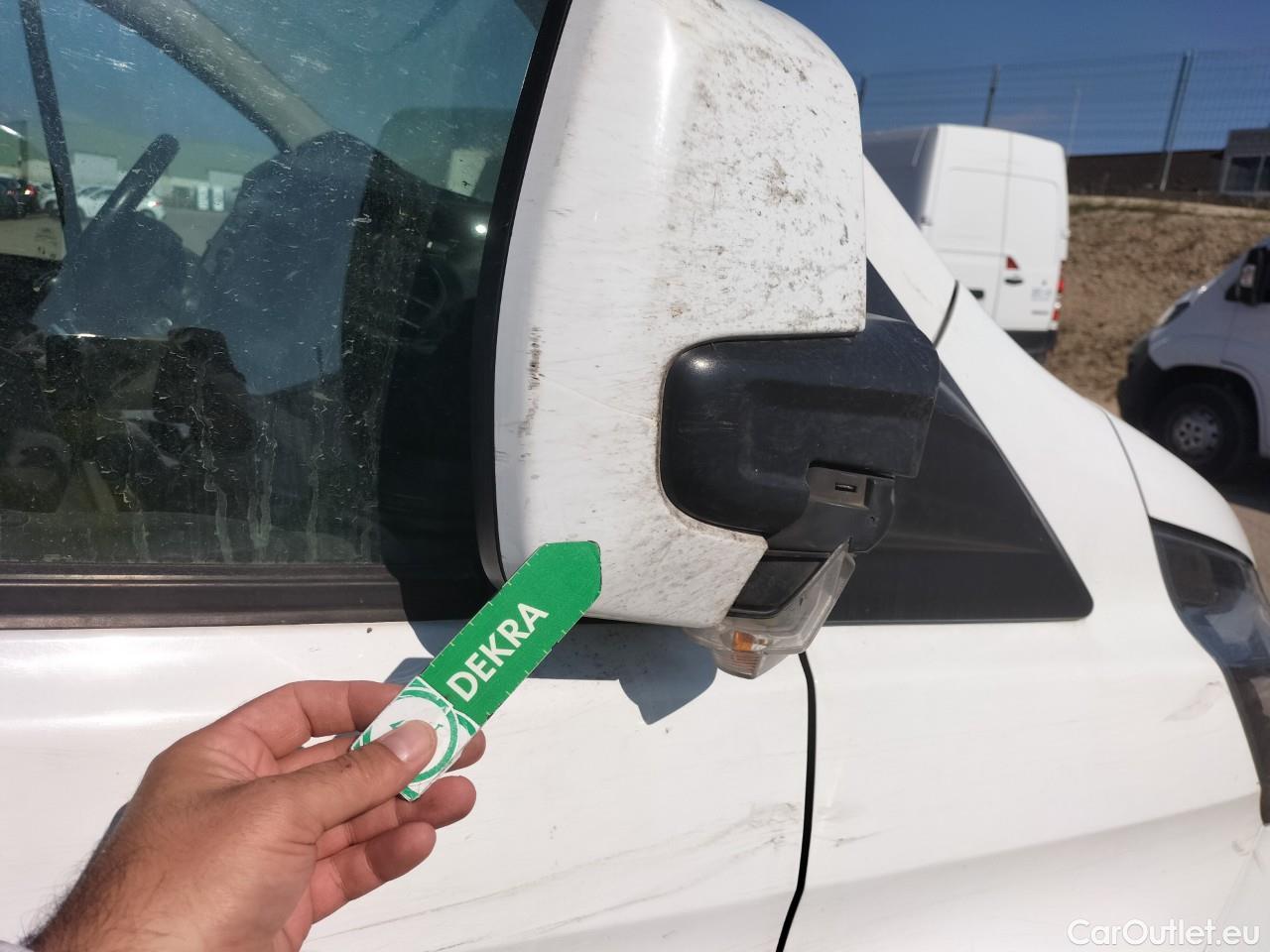 Ford  Transit  Custom Furgón 280 L1 Trend TDCi 105CV MT6 E6dT #84