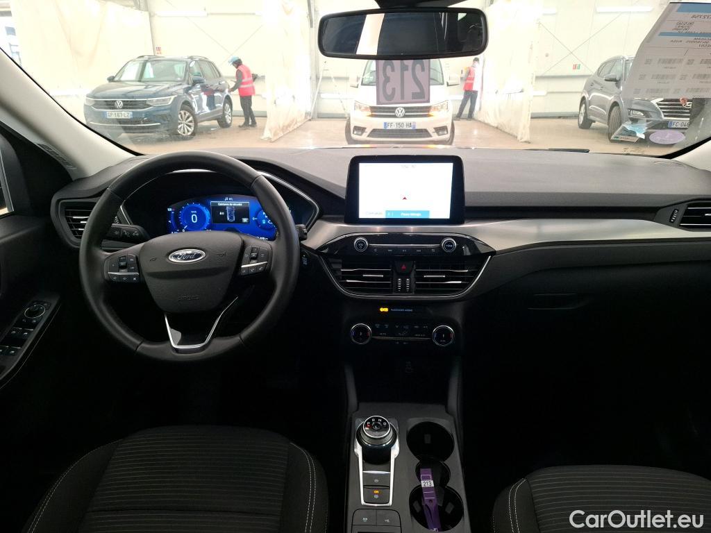 Ford  Kuga FORD  / 2019 / 5P / SUV 2.5 190 hybrid Flexifuel Pshift Titanium #5