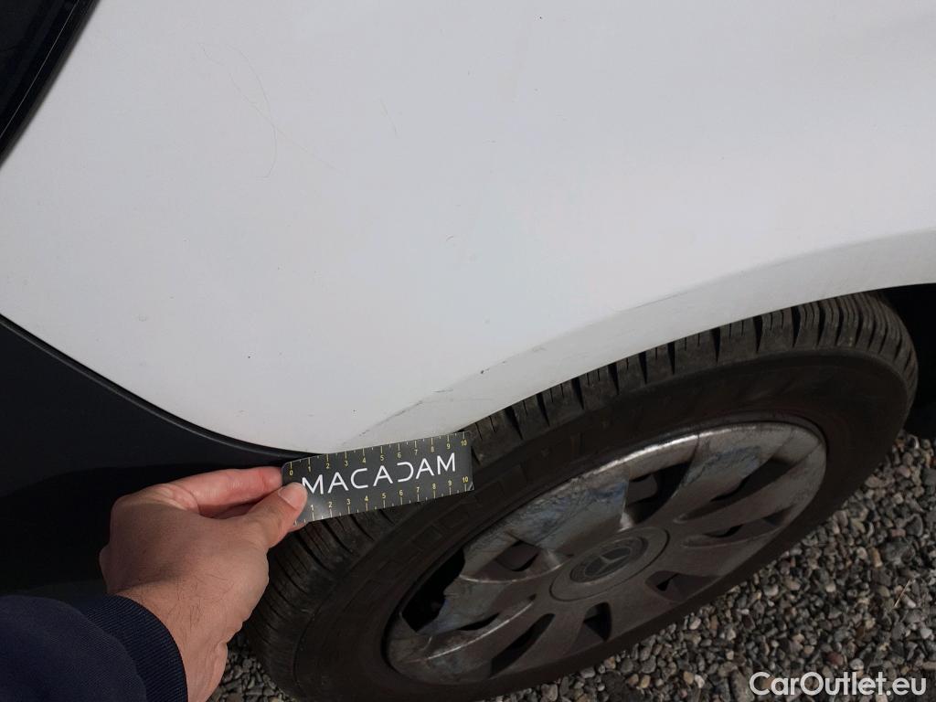  Mercedes  Vito MERCEDES-BENZ  / 2014 / 4P / furgón 111 CDI Larga #48