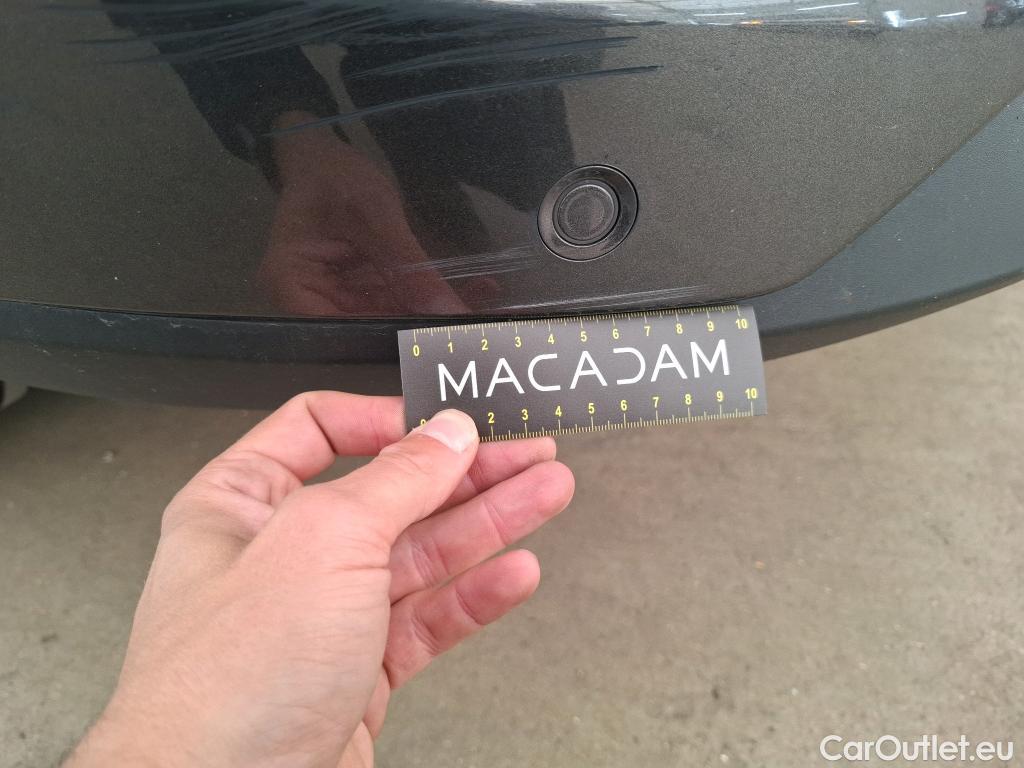 Ford  Kuga FORD  / 2019 / 5P / SUV 2.5 190 hybrid Flexifuel Pshift Titanium #7