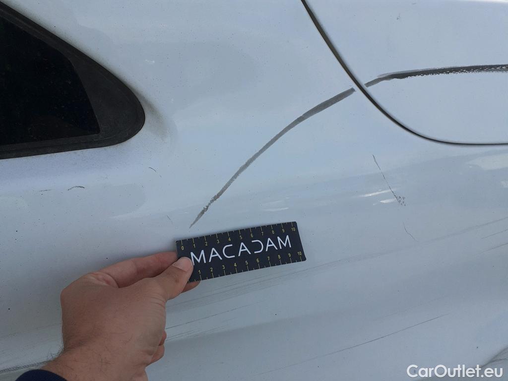  Mercedes  Vito MERCEDES-BENZ  / 2014 / 4P / furgón 111 CDI Larga #3