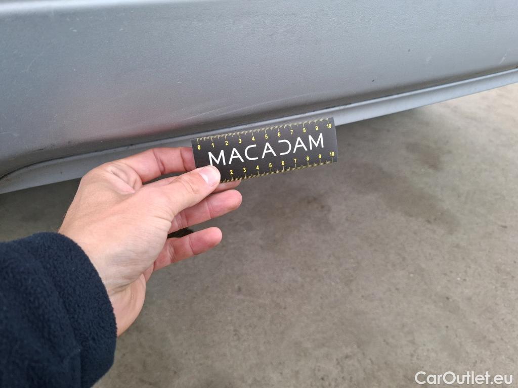 Ford  Kuga FORD  / 2019 / 5P / SUV 2.5 190 hybrid Flexifuel Pshift Titanium #37