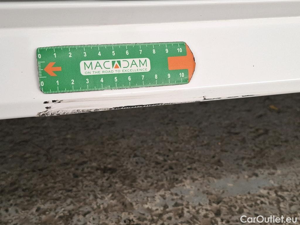 Toyota  Corolla TOYOTA  / 2018 / 5P / Berline Hybride 122h Dynamic Business #13