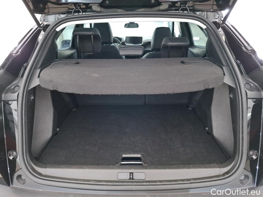 Peugeot  2008  Allure Business 1.2 PureTech 130CV BVA8 E6d #10