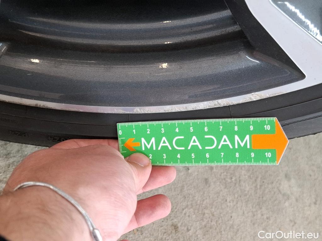 Bmw  X1 Série  sDrive 20d M Sport 2.0 190CV BVA8 E6 #33