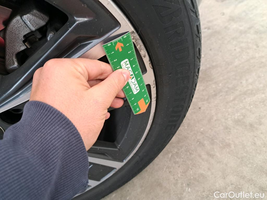 Bmw  Serie 1 BMW Série 1 / 2019 / 5P / Berline 116i DKG7 Business Design #5