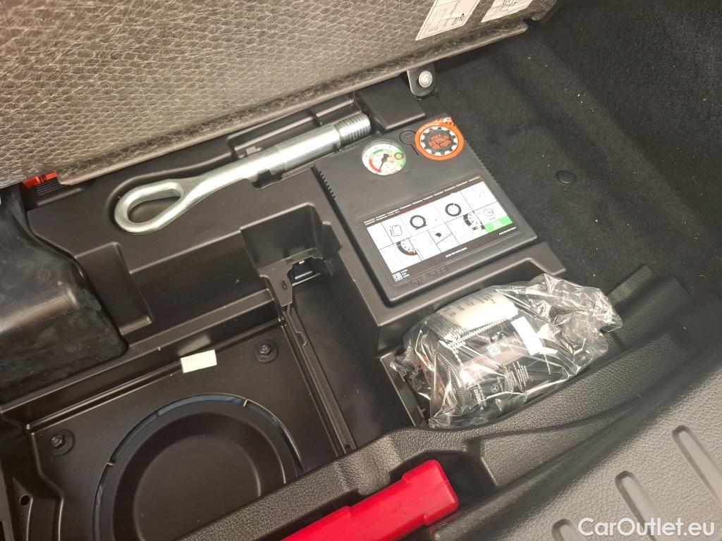 Mercedes  GLA MERCEDES-BENZ  / 2020 / 5P / SUV  250 e BUSINESS LINE DCT #11