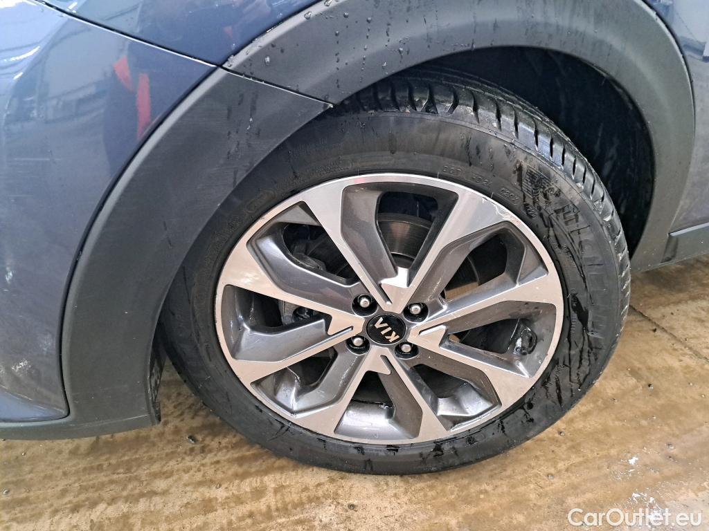 KIA  STONIC  Active 1.0 T-GDI 120CV BVA7 E6dT #10