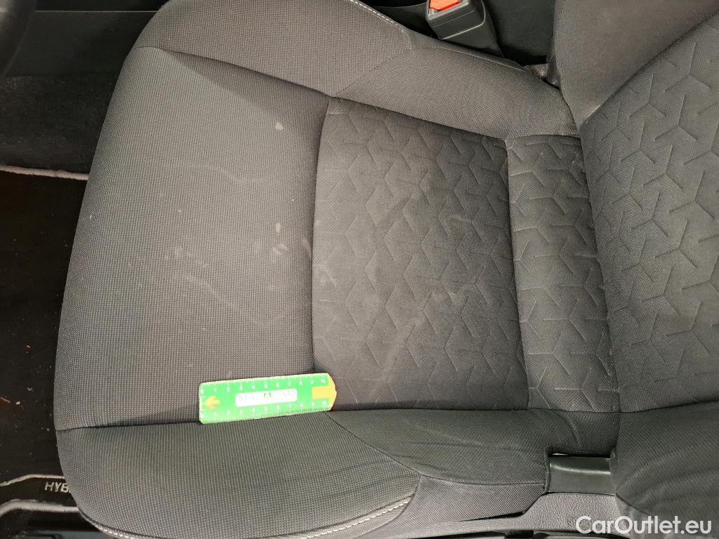 Toyota  Corolla TOYOTA  / 2018 / 5P / Berline Hybride 122h Dynamic Business #34