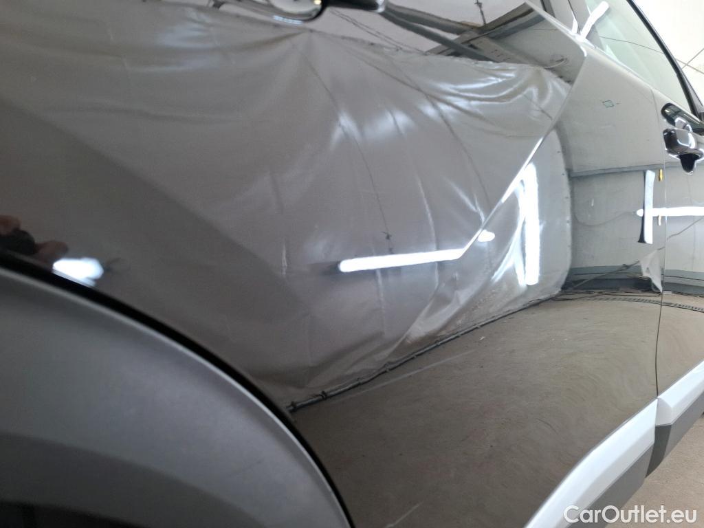 Peugeot  2008  Allure Business 1.2 PureTech 130CV BVA8 E6d #5