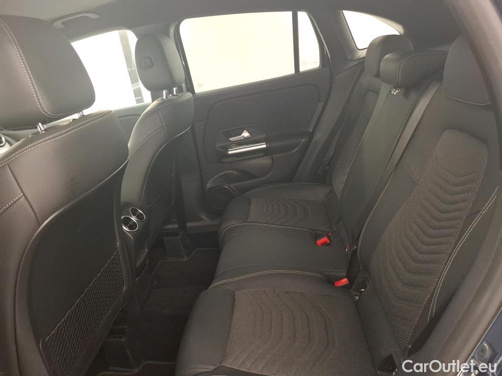 Mercedes  GLA MERCEDES-BENZ  / 2020 / 5P / SUV  250 e BUSINESS LINE DCT #9