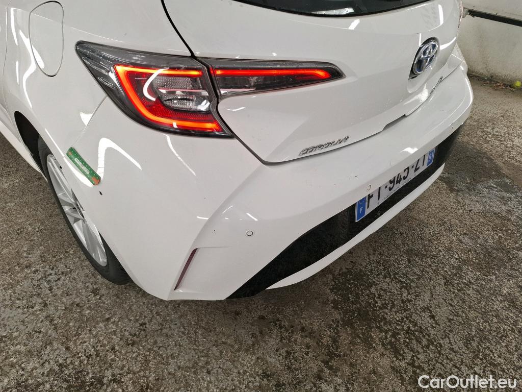 Toyota  Corolla TOYOTA  / 2018 / 5P / Berline Hybride 122h Dynamic Business #1