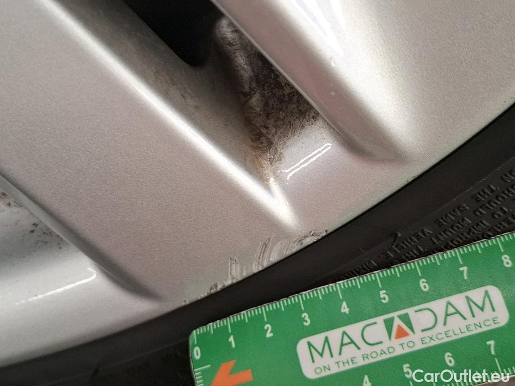 Toyota  Corolla TOYOTA  / 2018 / 5P / Berline Hybride 122h Dynamic Business #24