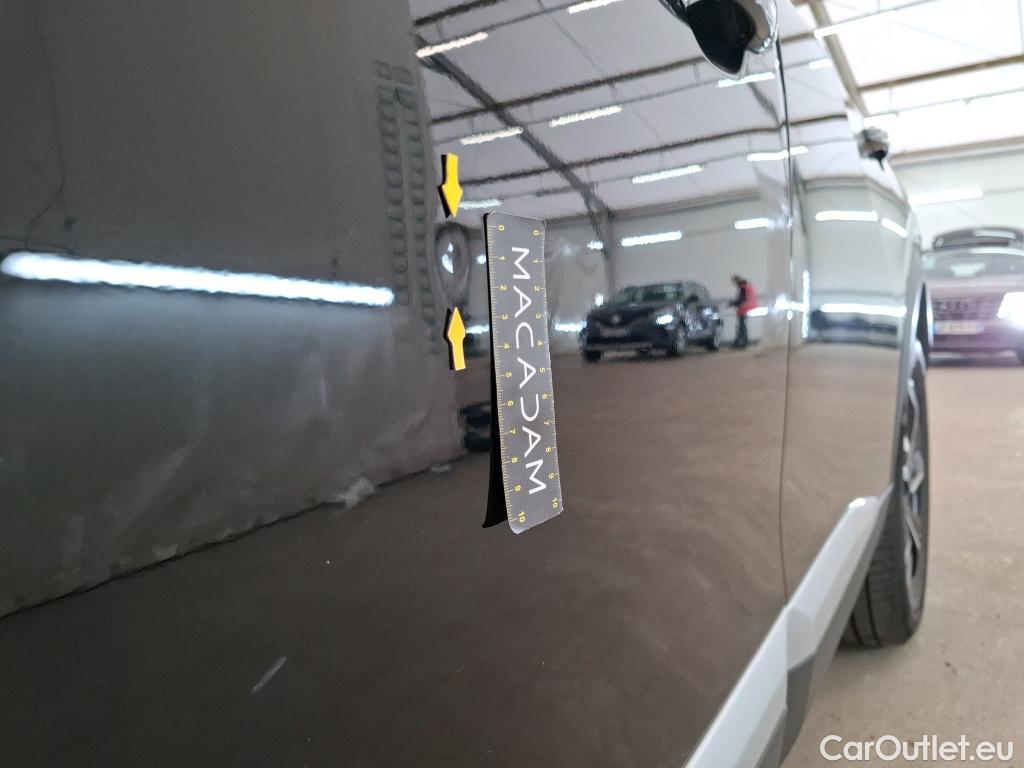 Peugeot  2008  Allure Business 1.2 PureTech 130CV BVA8 E6d #4