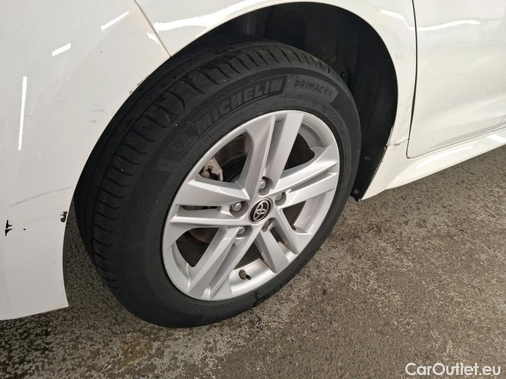 Toyota  Corolla TOYOTA  / 2018 / 5P / Berline Hybride 122h Dynamic Business #17