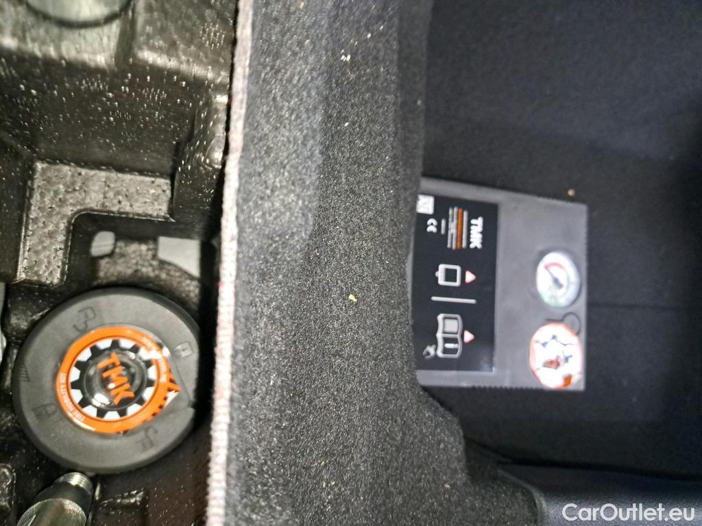 Bmw  Serie 1 BMW Série 1 / 2019 / 5P / Berline 116i DKG7 Business Design #11