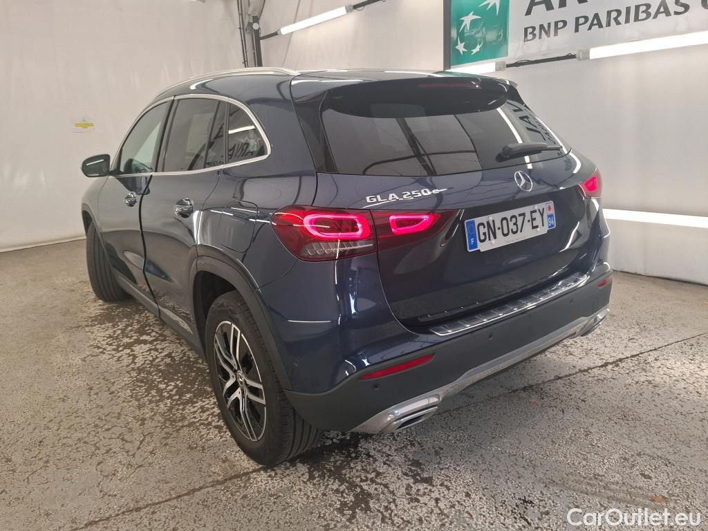 Mercedes  GLA MERCEDES-BENZ  / 2020 / 5P / SUV  250 e BUSINESS LINE DCT #2