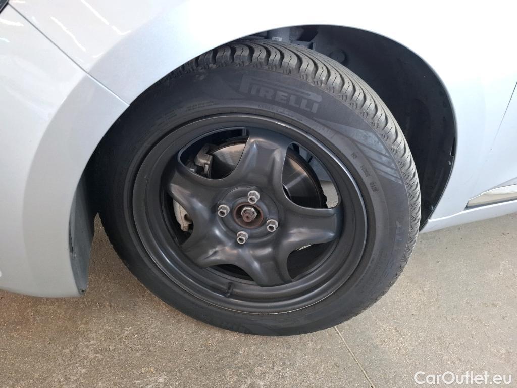  Renault  Clio  V Business 1.6 E-TECH Hybrid 140CV BVA6 E6d #32