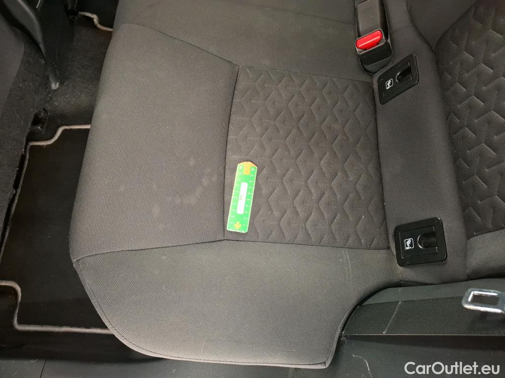 Toyota  Corolla TOYOTA  / 2018 / 5P / Berline Hybride 122h Dynamic Business #35