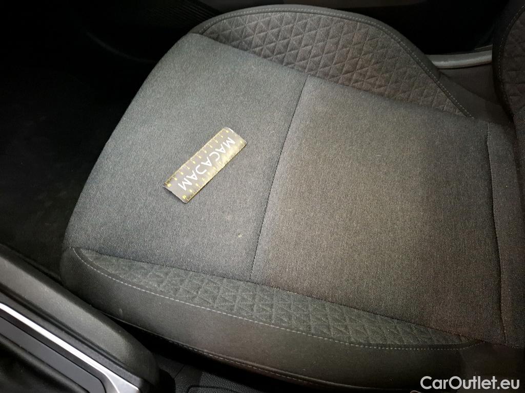  Renault  Clio  V Business 1.6 E-TECH Hybrid 140CV BVA6 E6d #19