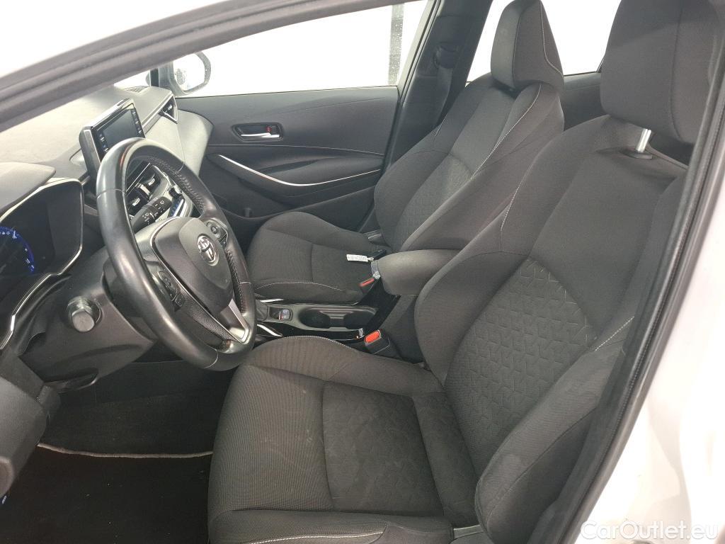 Toyota  Corolla TOYOTA  / 2018 / 5P / Berline Hybride 122h Dynamic Business #8