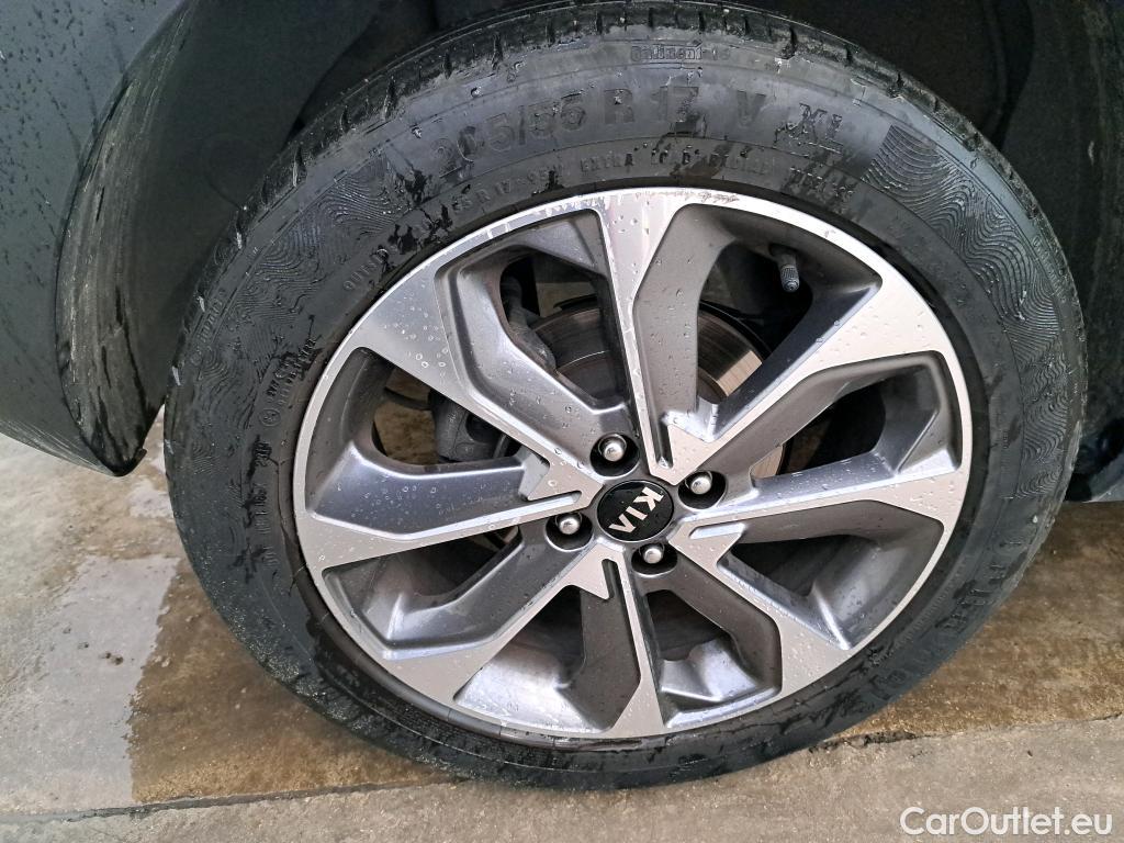 KIA  STONIC  Active 1.0 T-GDI 120CV BVA7 E6dT #40