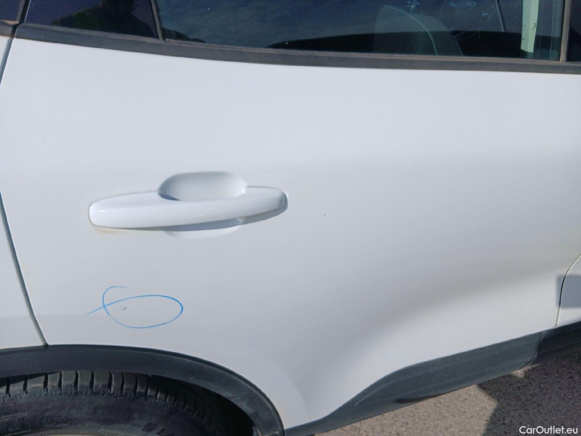  Ford  Kuga FORD  / 2019 / 5P / todoterreno Titanium 1.5 EcoBoost 110kW (150CV) #29