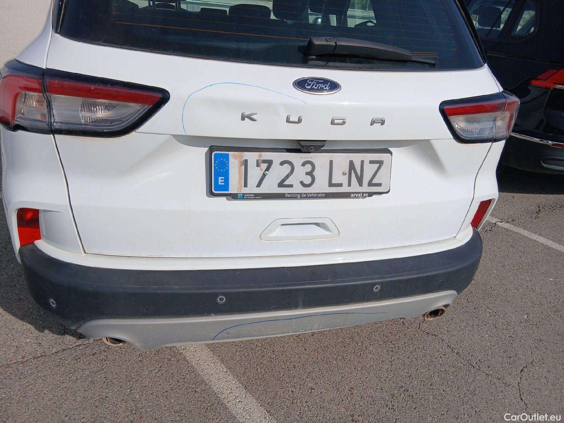 Ford  Kuga FORD  / 2019 / 5P / todoterreno Titanium 1.5 EcoBoost 110kW (150CV) #25