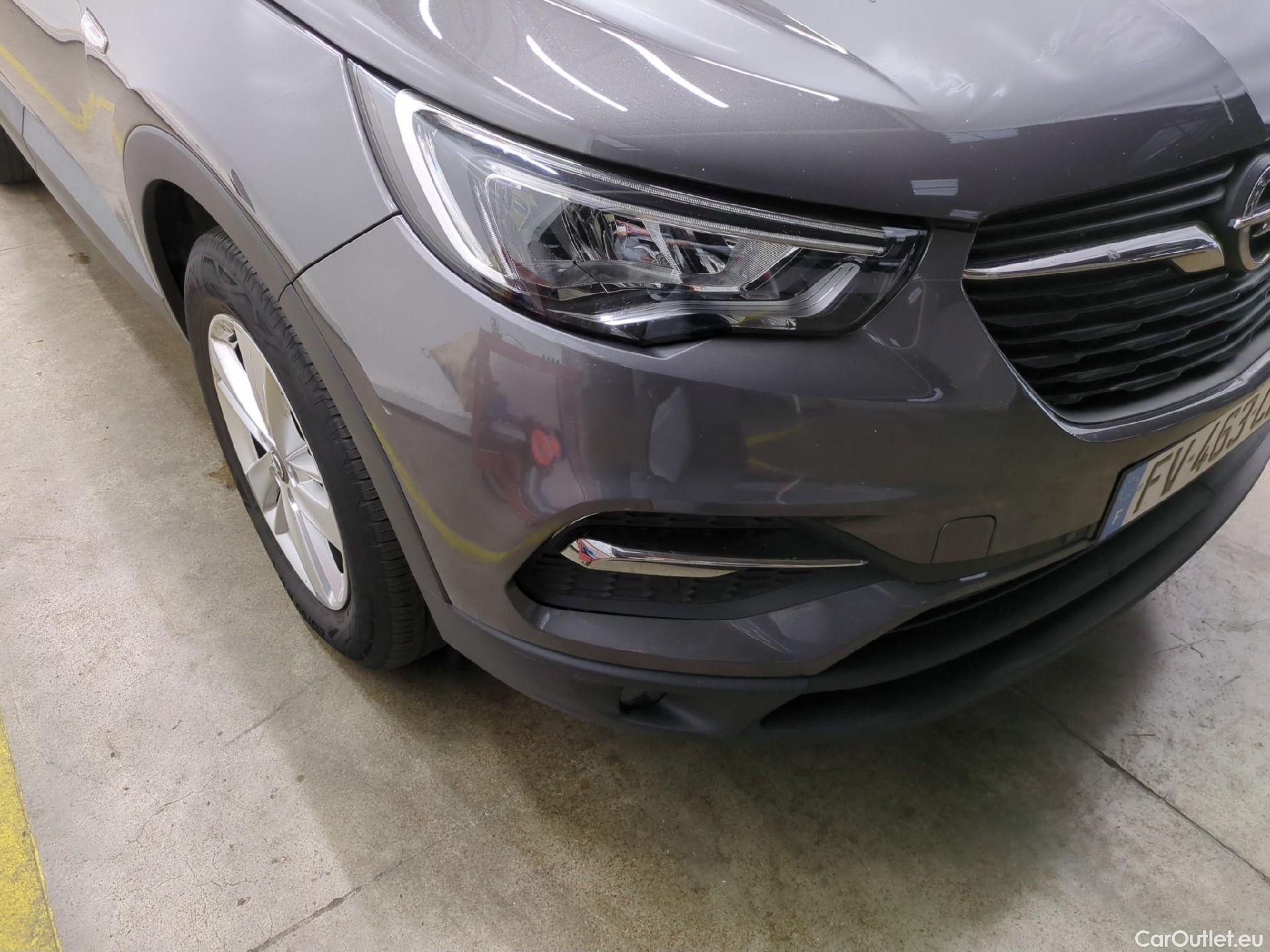 Opel   Grandland X Grandland X Edition 1.5 130CV BVA8 E6d #36