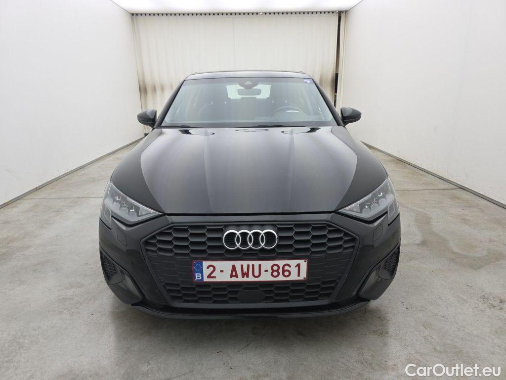 Audi  A3 Audi  Sportback 2.0 30 TDi 85kW 5d #5