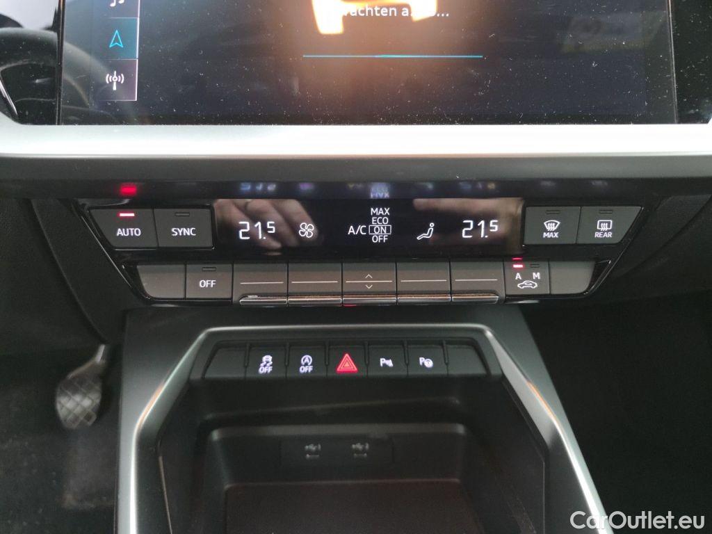 Audi  A3 Audi  Sportback 2.0 30 TDi 85kW 5d #38