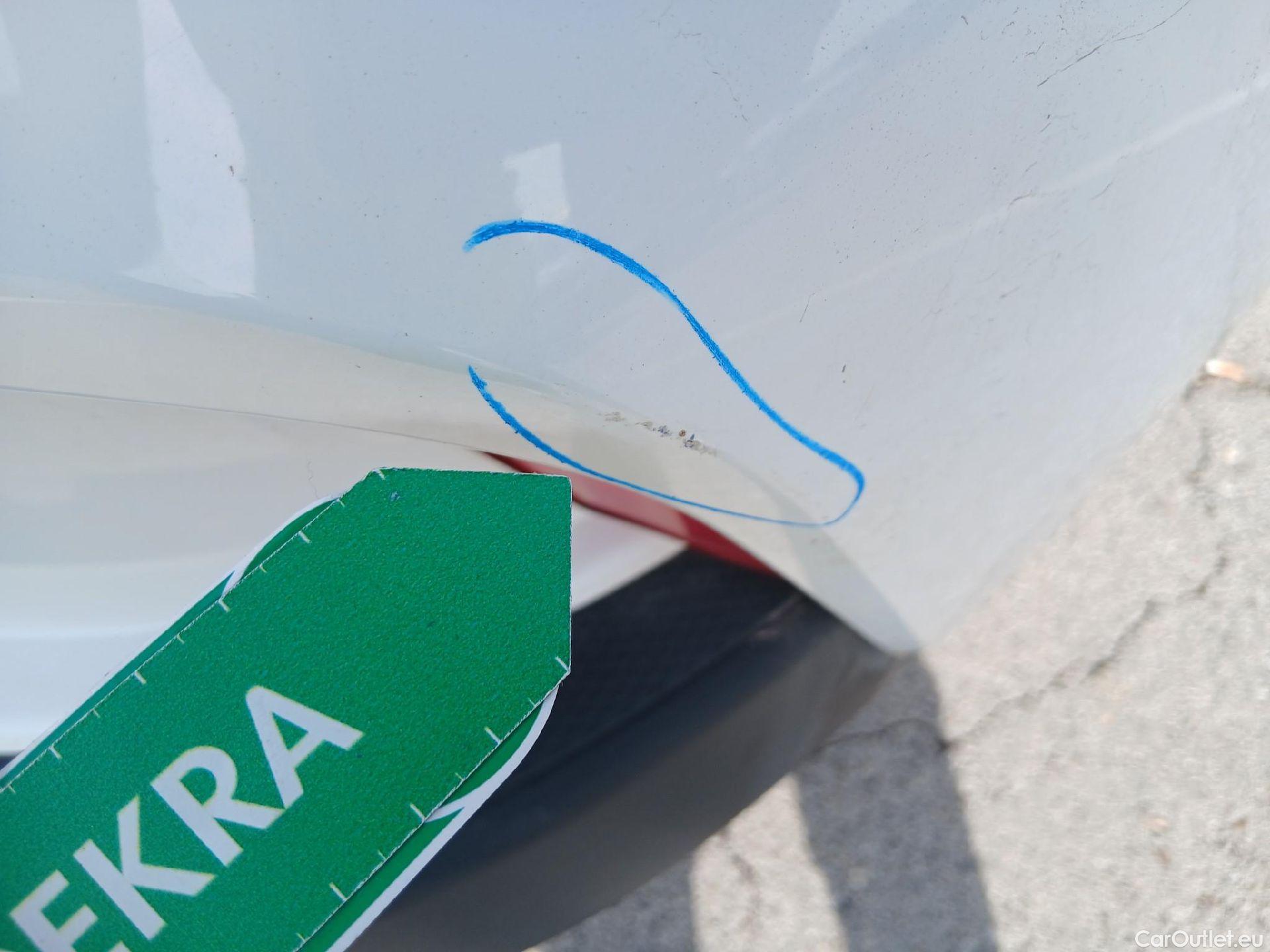  Ford  Kuga FORD  / 2019 / 5P / todoterreno Titanium 1.5 EcoBoost 110kW (150CV) #27