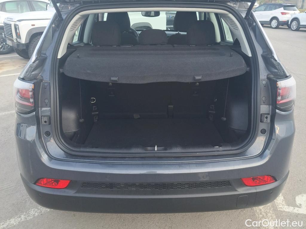 Jeep  Compass JEEP  / 2021 / 5P / todoterreno 1.3 Gse T4 96kW (130CV) Longitude MT FWD #8